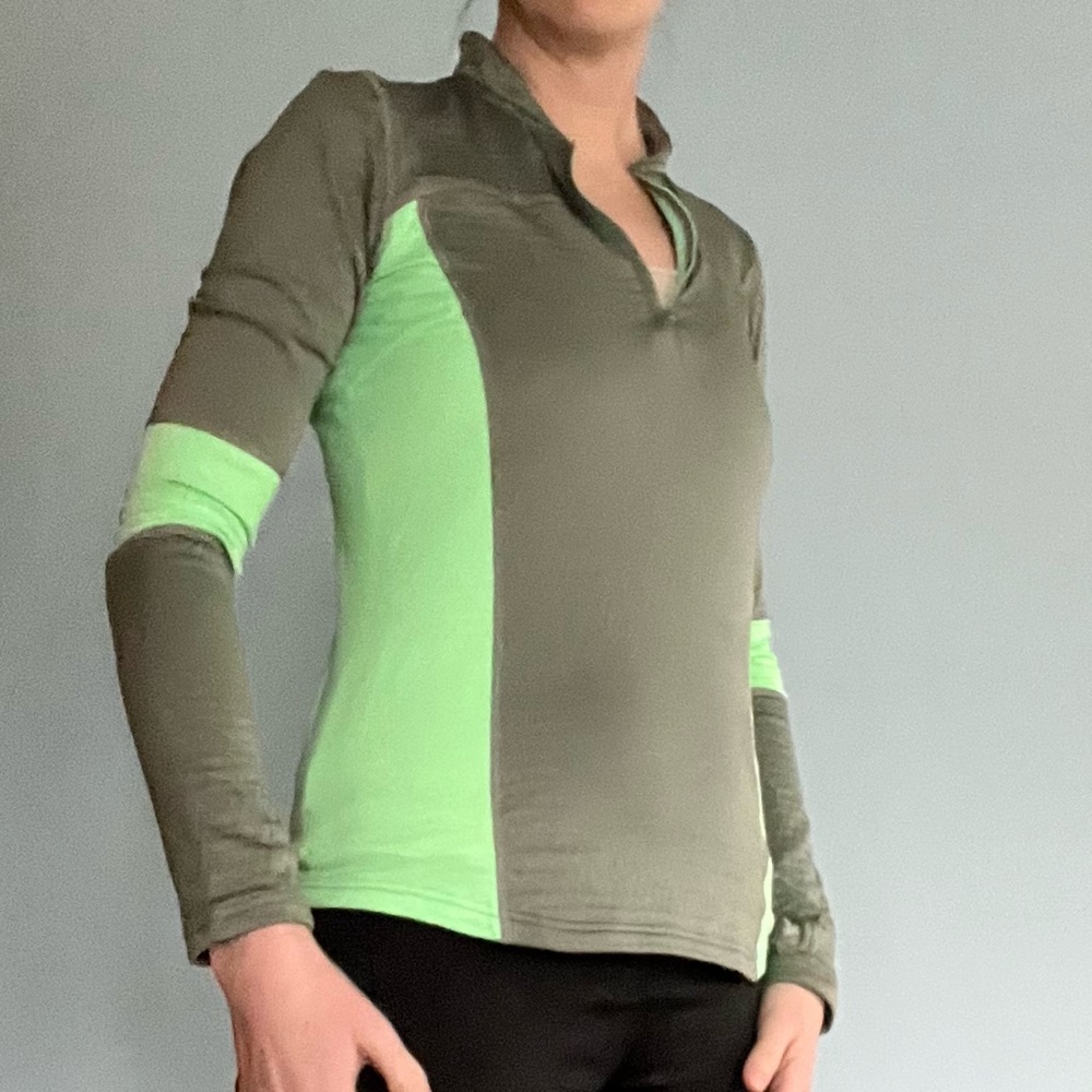 Under Armour quarter zip long sleeve lime and army green light weight